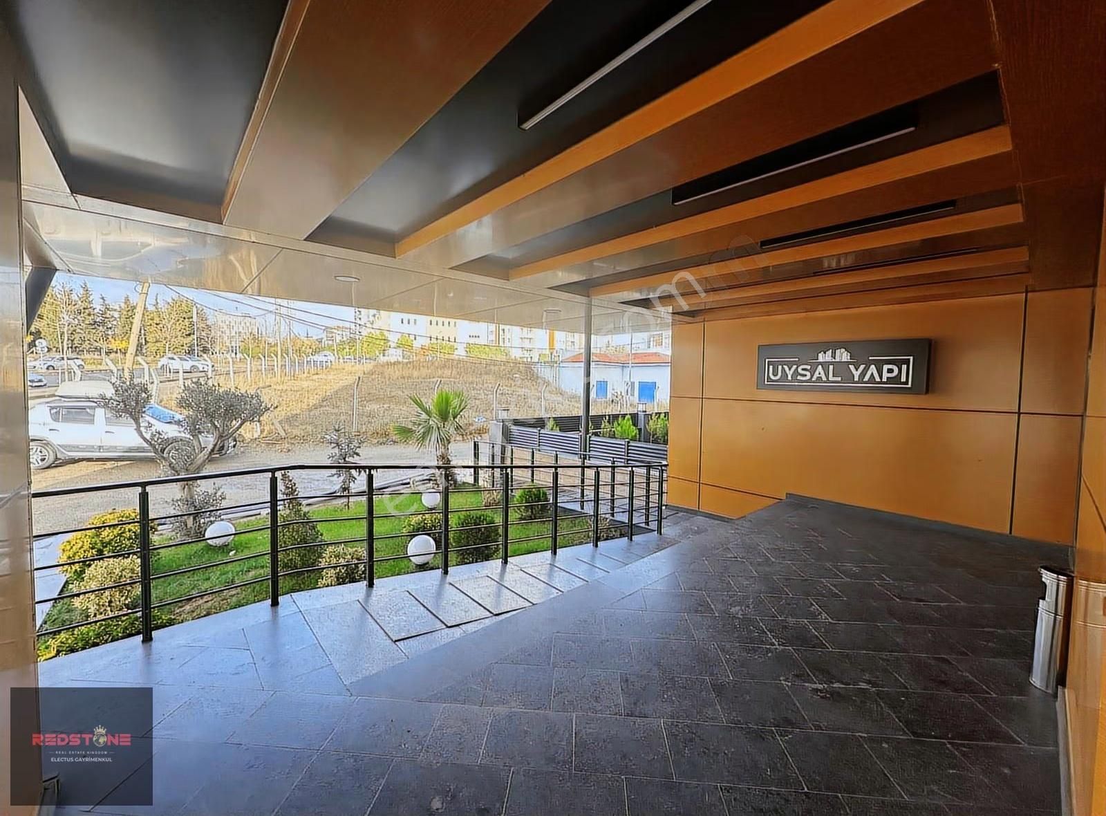 Redstone'dan Uysal Piazza'da Satılık 1+1 Eşyalı Daire - Görsel 17