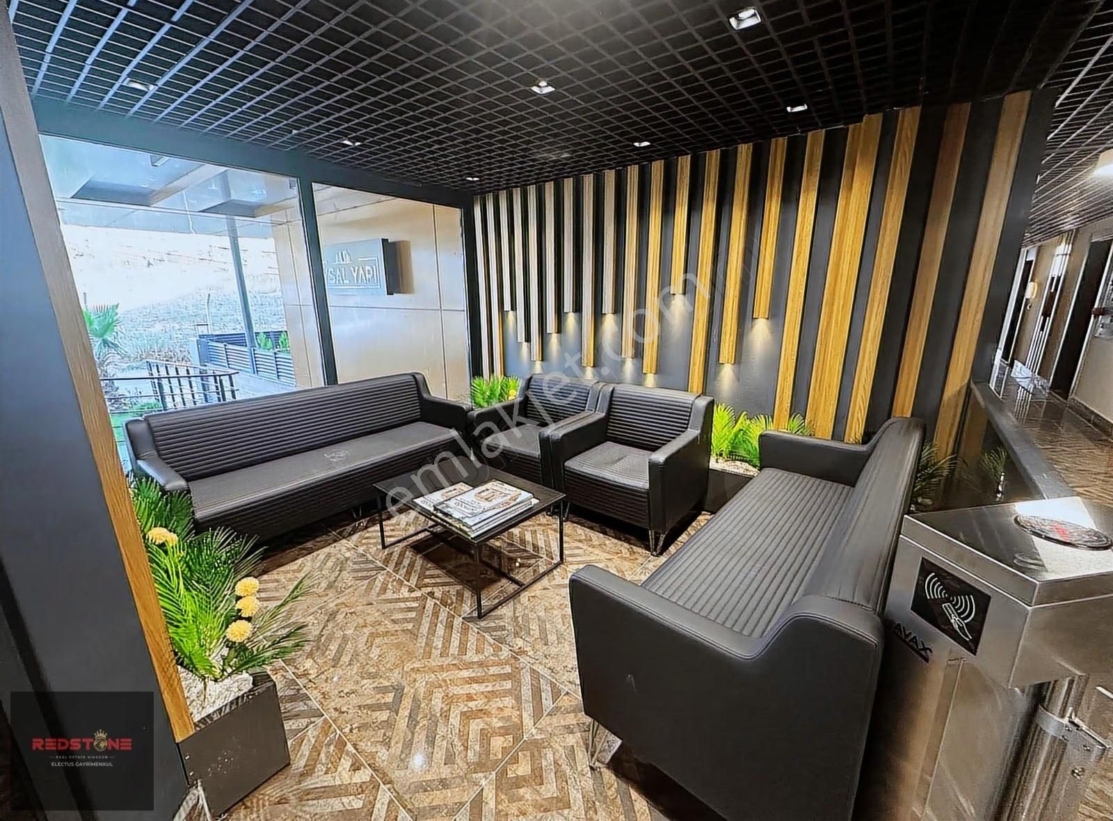 Redstone'dan Uysal Piazza'da Satılık 1+1 Eşyalı Daire - Görsel 5