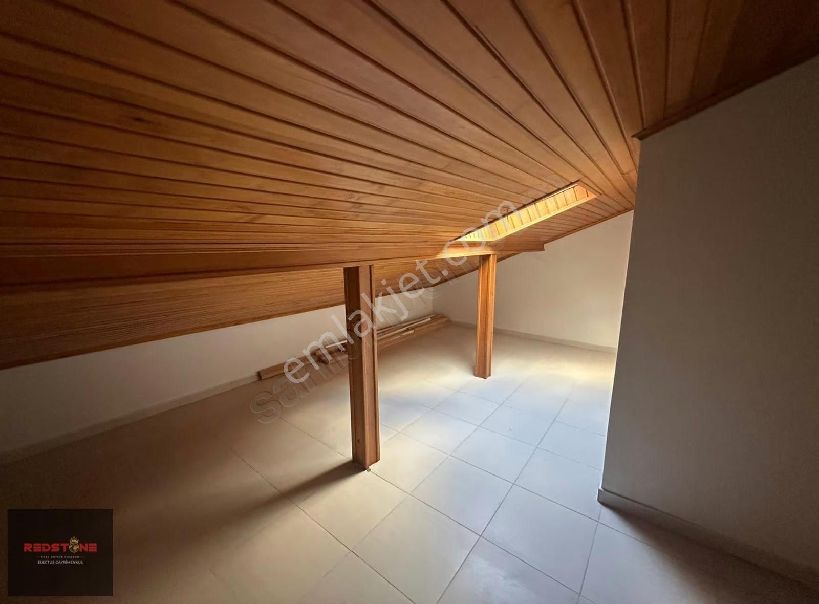 Redstone'dan Emlaklar Bölgesi Kiralık 5+1 Villa - Görsel 33