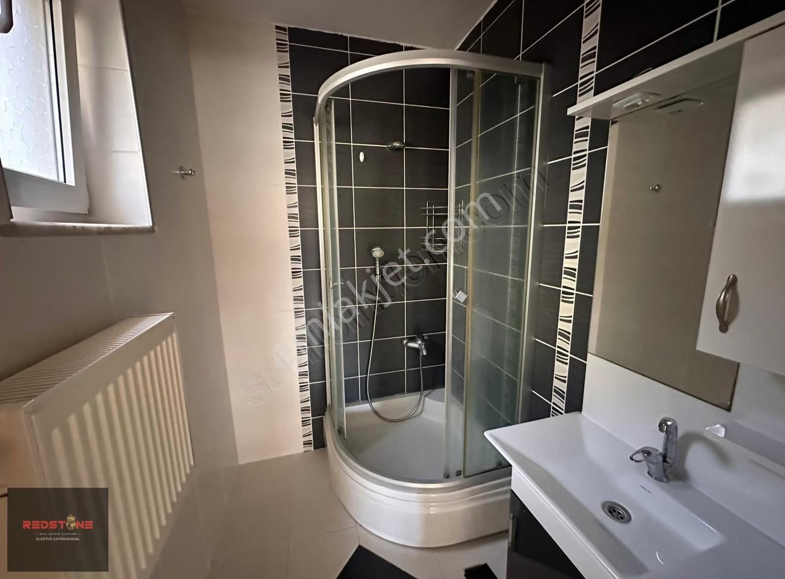 Redstone'dan Emlaklar Bölgesi Kiralık 5+1 Villa - Görsel 21