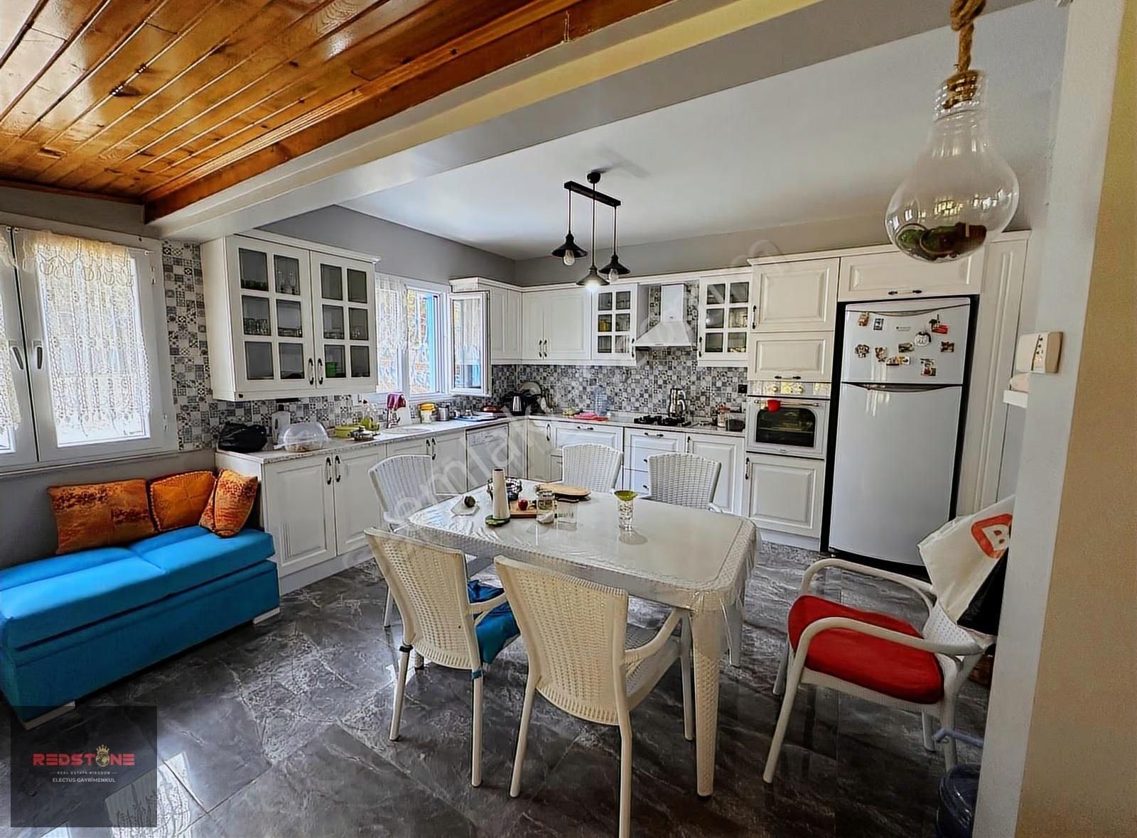 Redstone'dan Doğa Manzaralı Eşyalı Çiftlik Evi Ve Bağı - Görsel 33