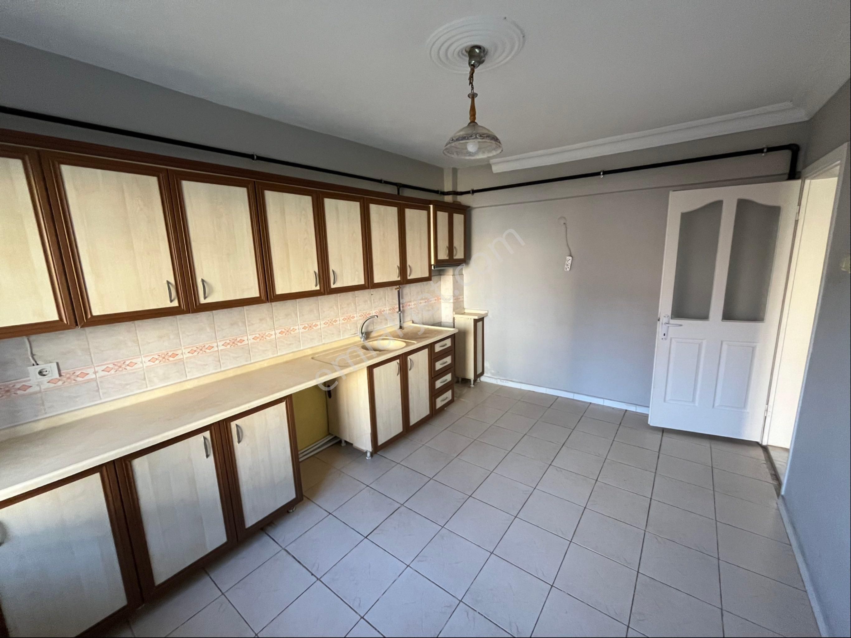 Miray Emlaktan Pınarbaşı Mahallesinde Doğalgazlı Kiralık 2+1 Daire - Görsel 21