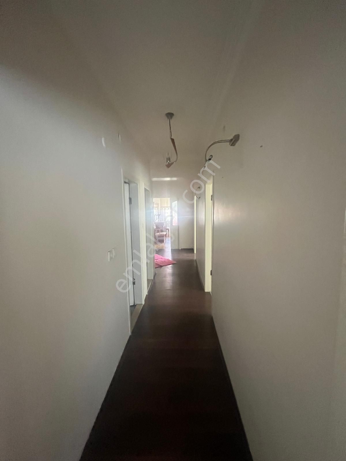Esentepe Mahallesinde Metroya Yakın 3+1 Eşyalı Kiralık Daire - Görsel 13