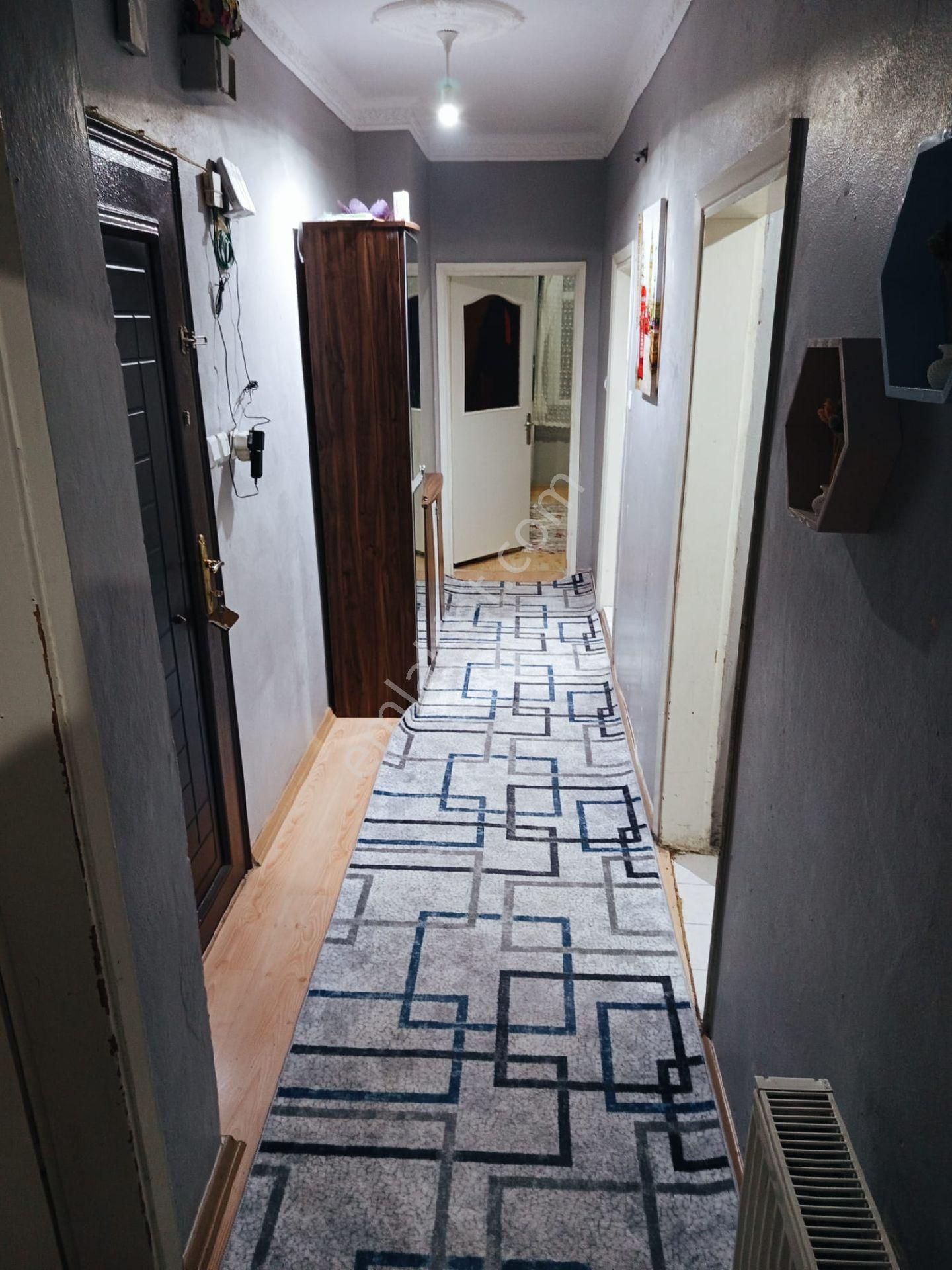 Cuma Pazarında Güzel Konumda Satılık Ara Kat Daire Acil Fiyat Düştü - Görsel 6