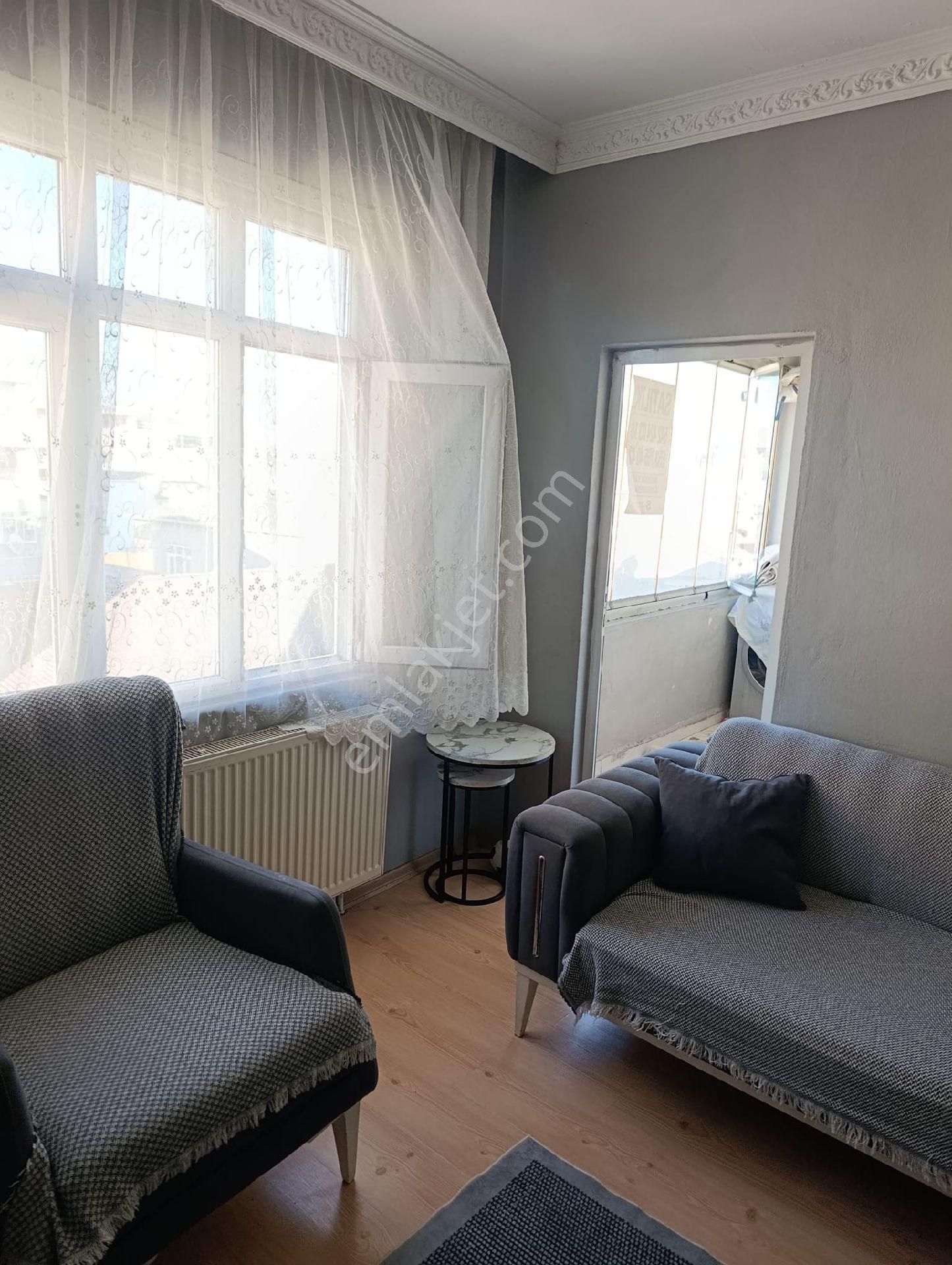 Cuma Pazarında Güzel Konumda Satılık Ara Kat Daire Acil Fiyat Düştü - Görsel 2