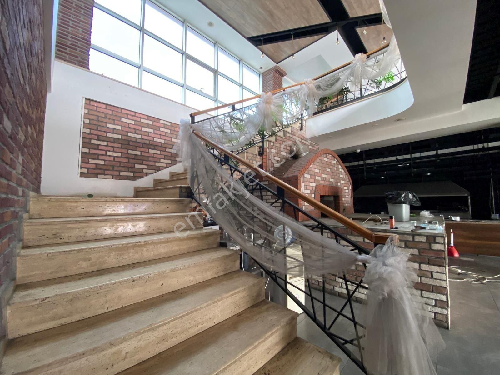 Büyükçekmece Mimarsinan E5 Cepheli Kiralık Dükkan - Görsel 19