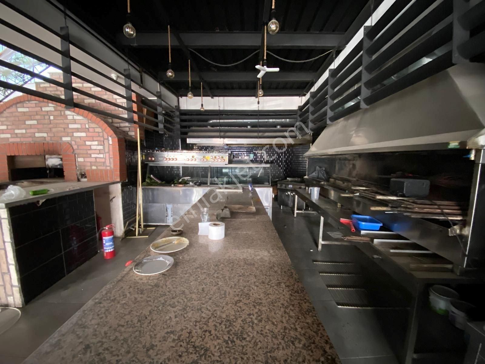 Büyükçekmece Mimarsinan E5 Cepheli Kiralık Dükkan - Görsel 14