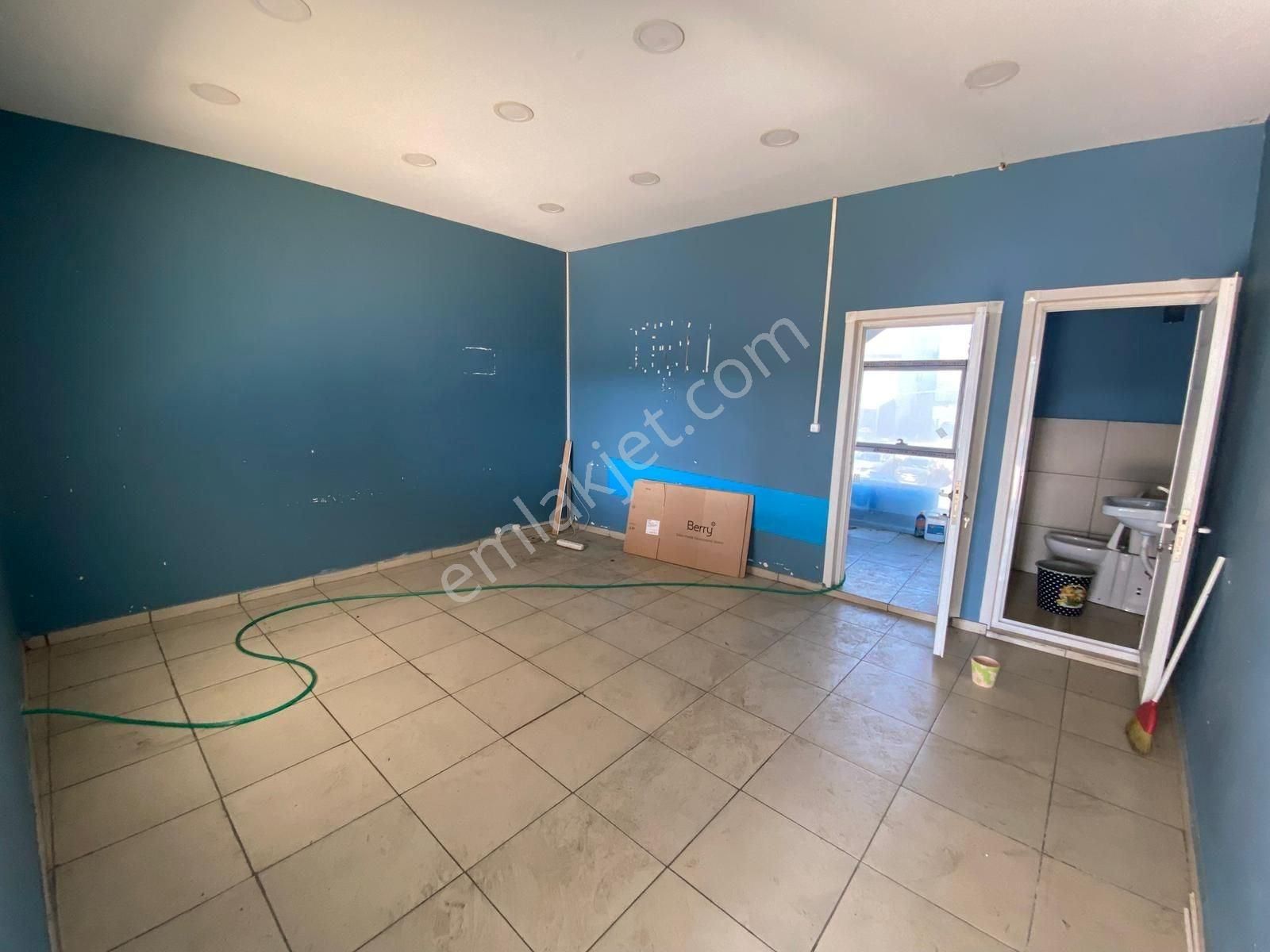 Büyükçekmece Mimarsinan Devlet Hastanesi Karşısı Kiralık Dükkan - Görsel 9