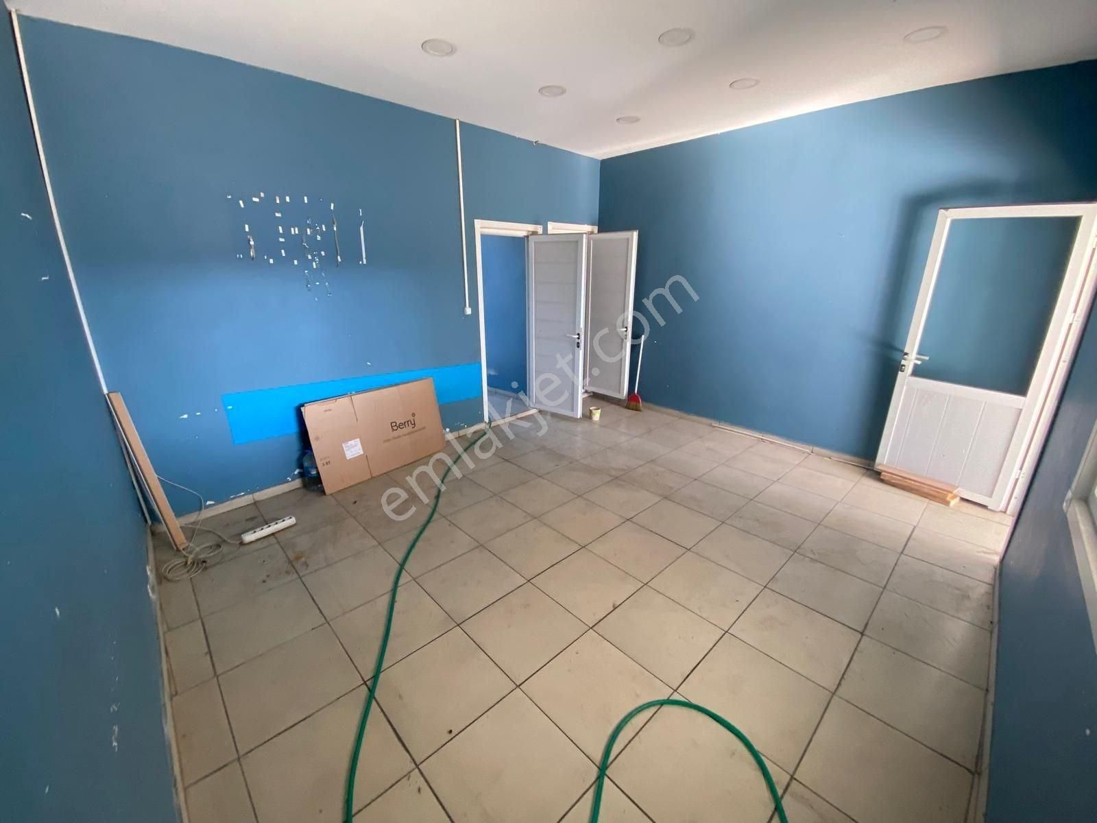 Büyükçekmece Mimarsinan Devlet Hastanesi Karşısı Kiralık Dükkan - Görsel 8