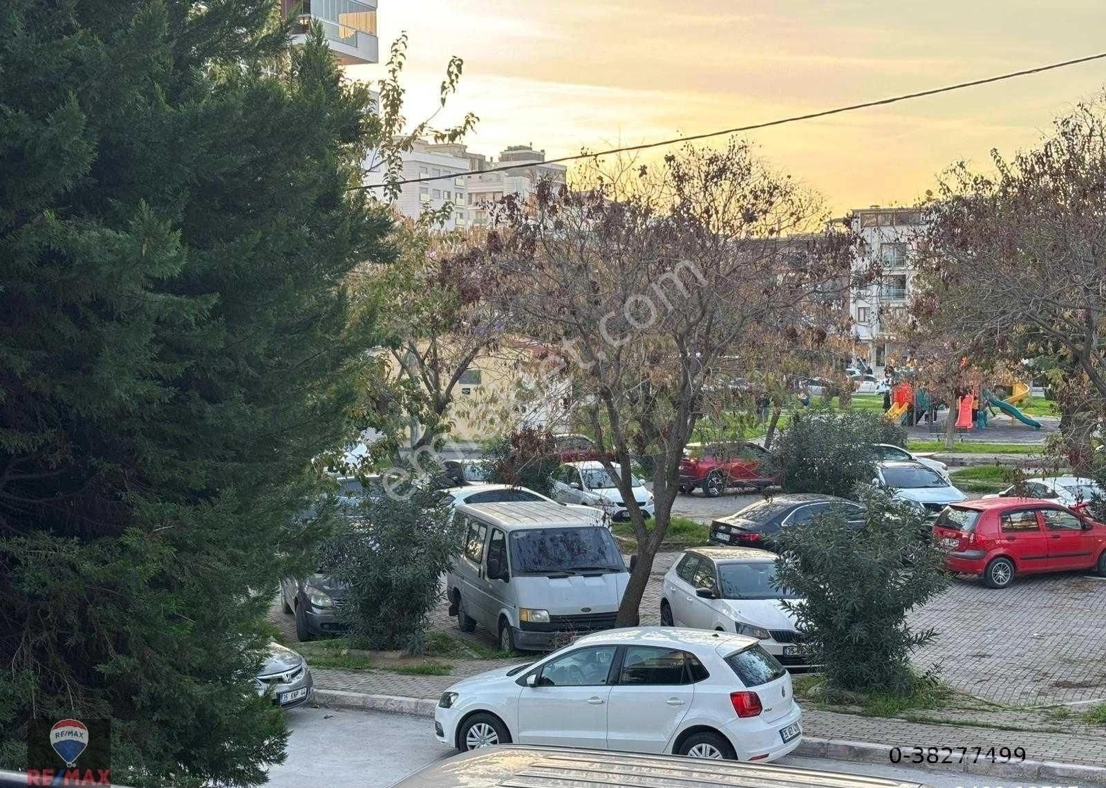 Bayraklı Yenigirne'de 3+1 Geniş Ferah Kiralık Daire - Görsel 3