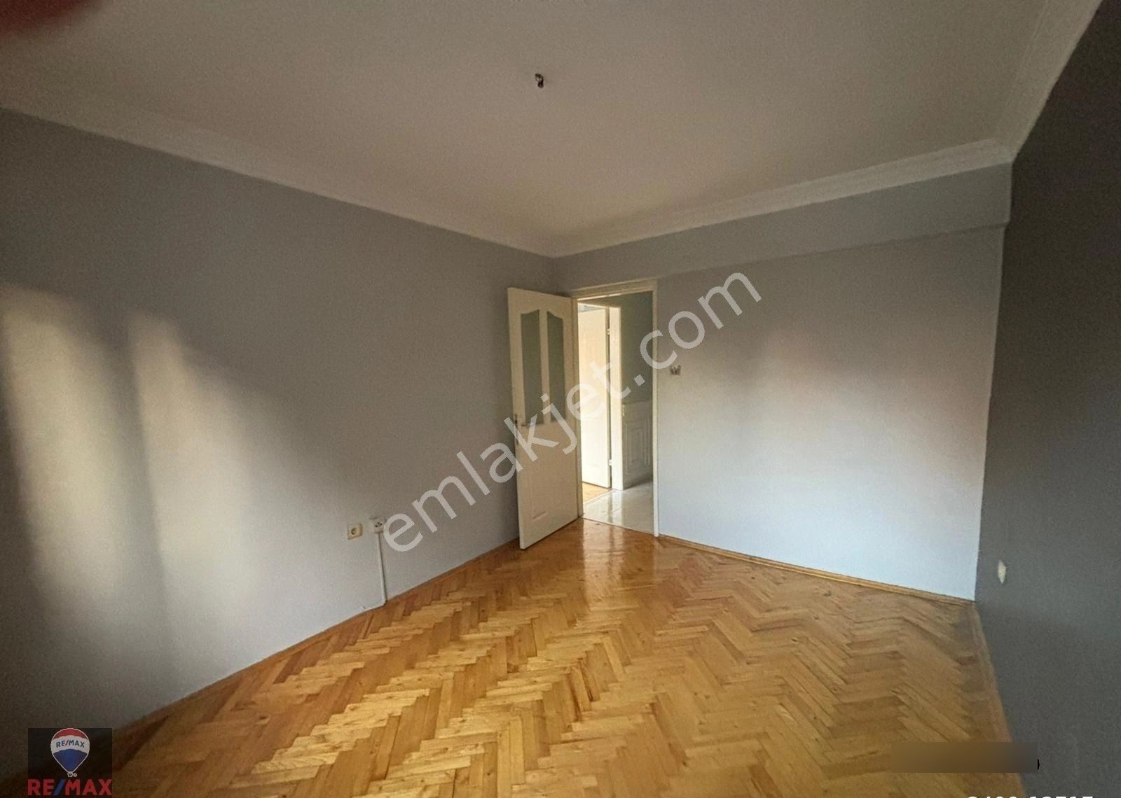 Bayraklı Yenigirne'de 3+1 Geniş Ferah Kiralık Daire - Görsel 20