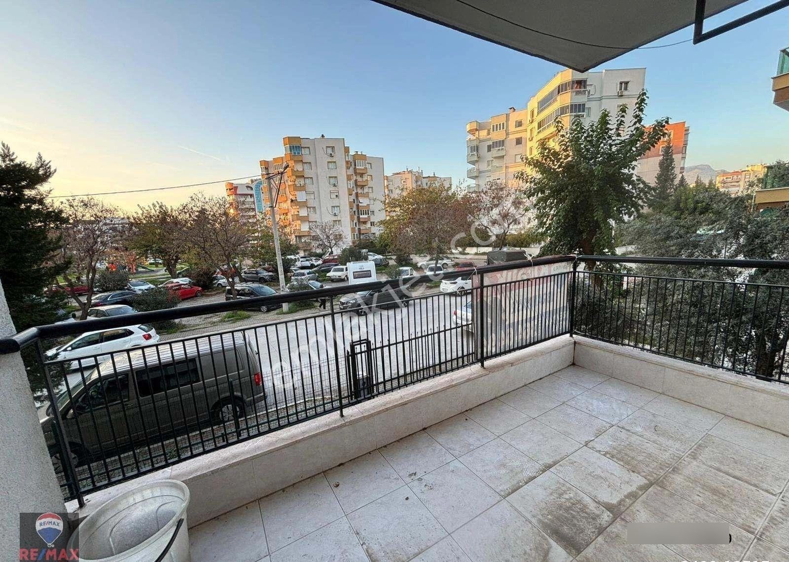 Bayraklı Yenigirne'de 3+1 Geniş Ferah Kiralık Daire - Görsel 21