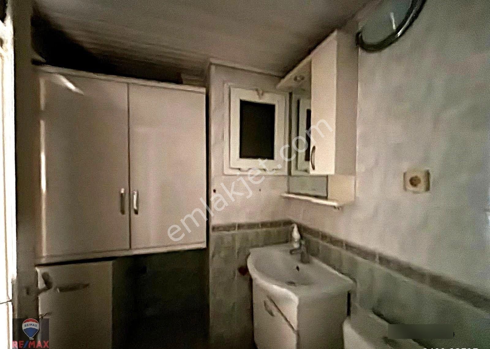 Bayraklı Yenigirne'de 3+1 Geniş Ferah Kiralık Daire - Görsel 26