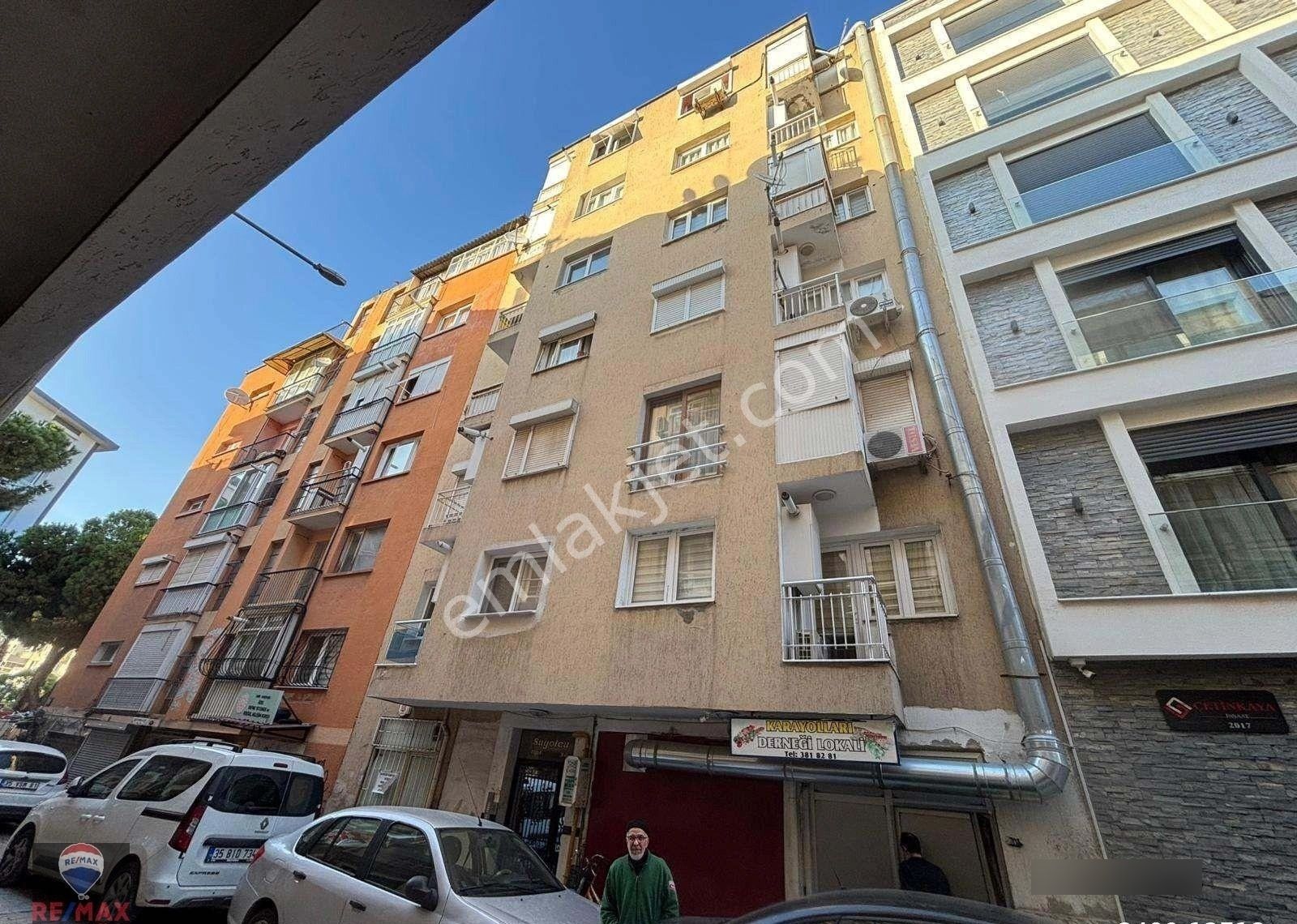 Karşıyaka Sevgı Yolunda Asanörlü Arakat Kıralık Daıre - Görsel 27