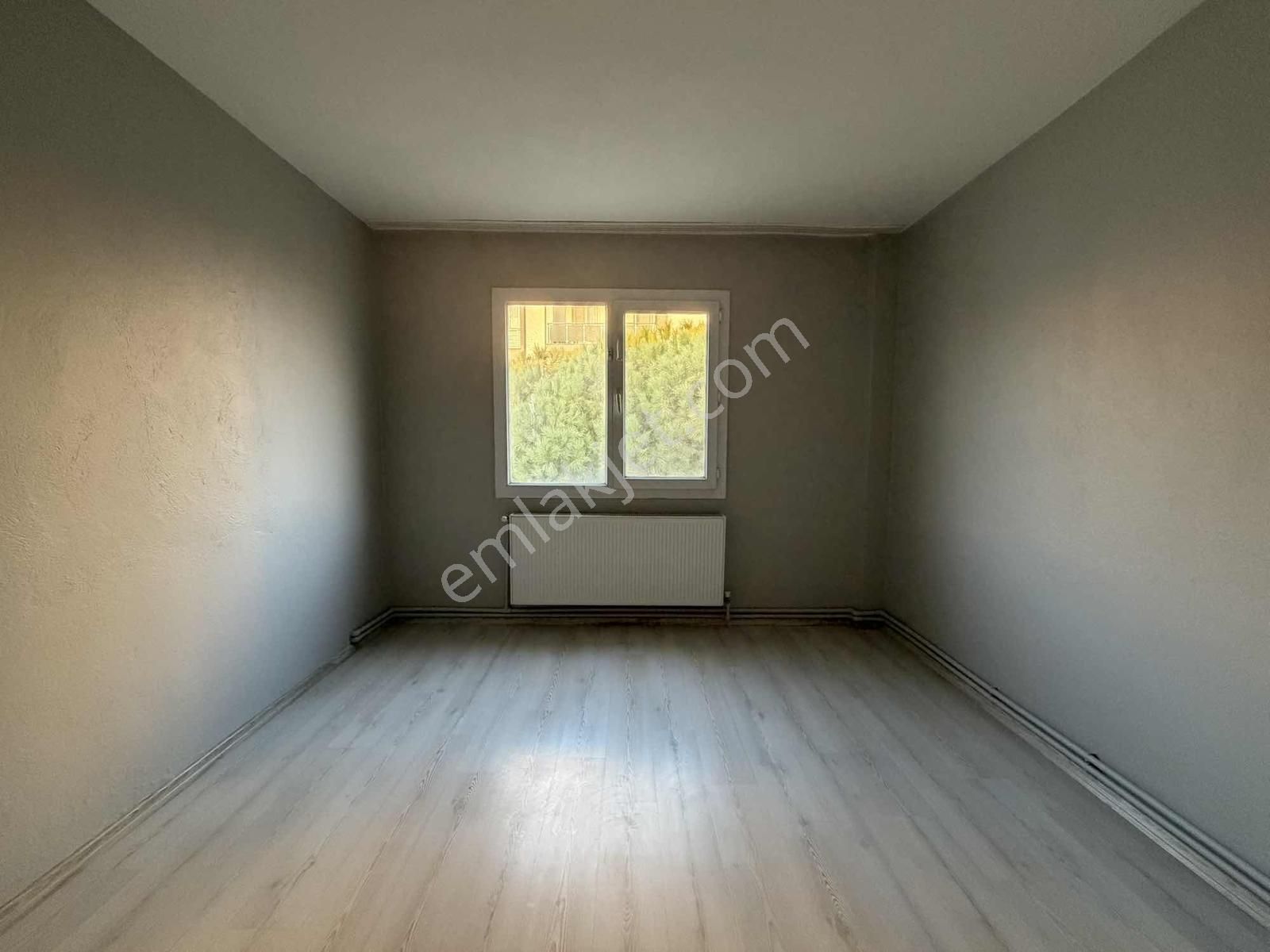 Kasımpaşa Mah ,doğalgazlı 3+1 Çift Cephe Kiralık Daire - Görsel 3