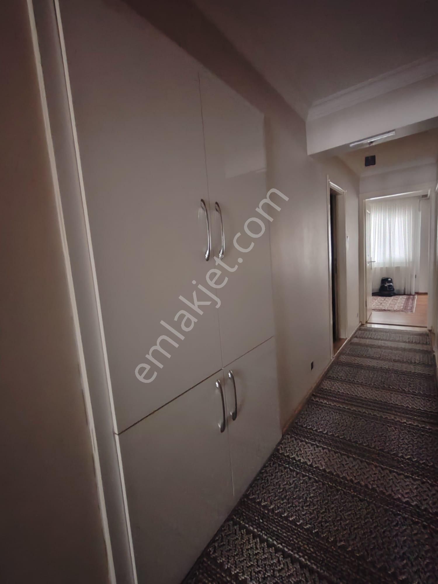 Bostanlı' Da Sahile 200 Metre Ara Kat 2+1 Geniş Satılık Daire - Görsel 12