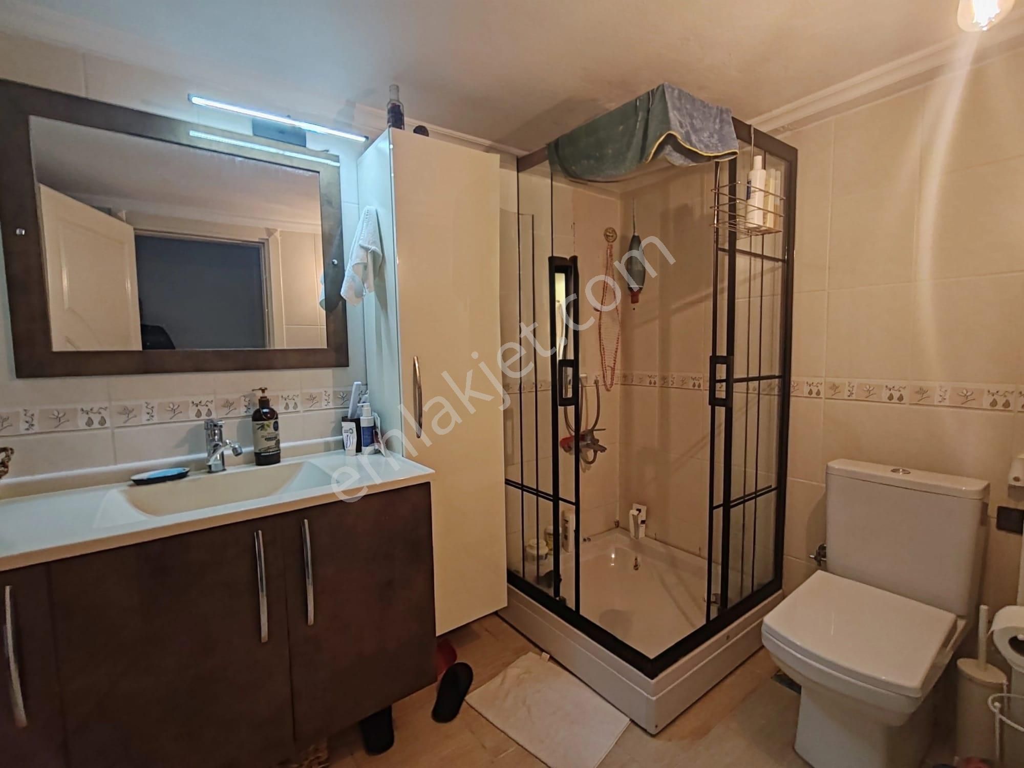 Bostanlı' Da Sahile 200 Metre Ara Kat 2+1 Geniş Satılık Daire - Görsel 10