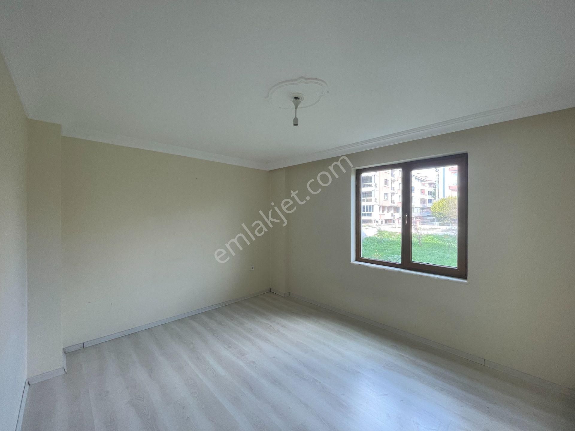 Paşaalanı 'nda Kiralık Konforlu 3+1 Daire - Görsel 27