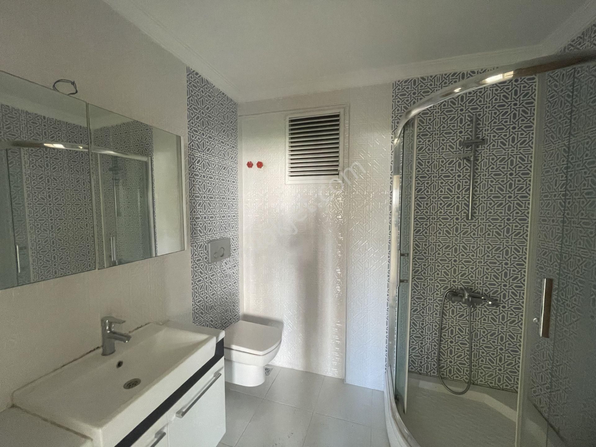 Paşaalanı 'nda Kiralık Konforlu 3+1 Daire - Görsel 34