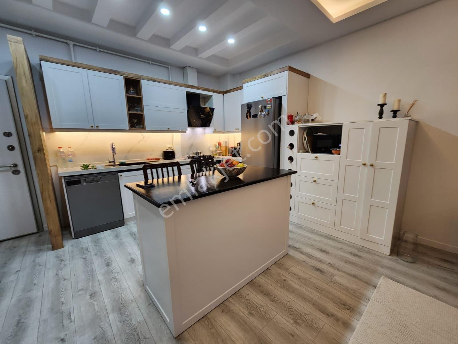 Değirmendere De Merkezi Konumda 2+1 Daire - Görsel 4