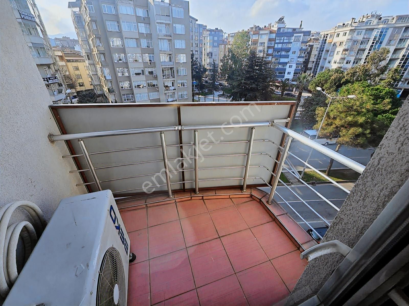 Fırsat 3+1 Deniz Manzaralı Merkezi Konum Daire - Görsel 23