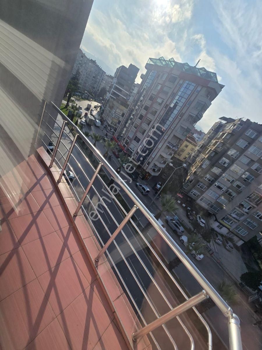 Fırsat 3+1 Deniz Manzaralı Merkezi Konum Daire - Görsel 2