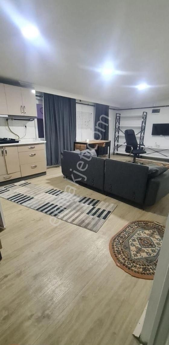 100. Yıl Mahallesinde Full Eşyalı Teraslı Kiralık 1+1 Daire - Görsel 3