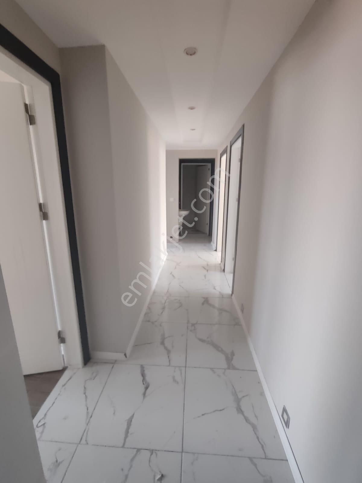 Kaan Emlaktan 4 Yıllık 3+1 Yerden Isıtmalı Satılık Daire - Görsel 9