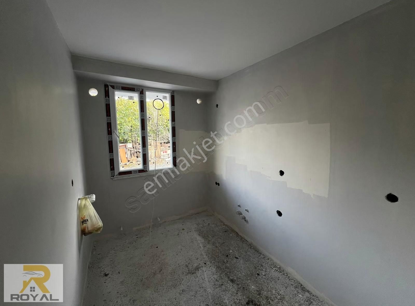 Kanarya 'da Giriş Kat 1+1 Kullanışlı Daire - Görsel 18