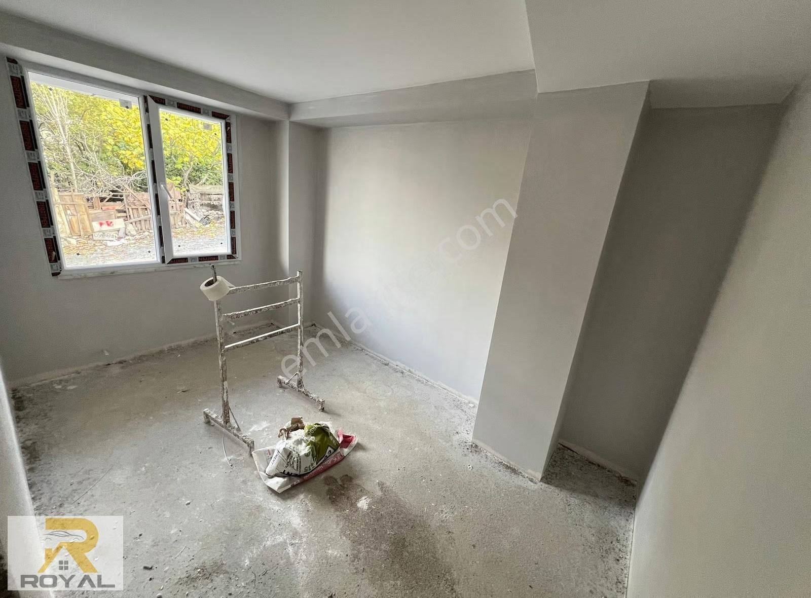 Kanarya 'da Giriş Kat 1+1 Kullanışlı Daire - Görsel 6