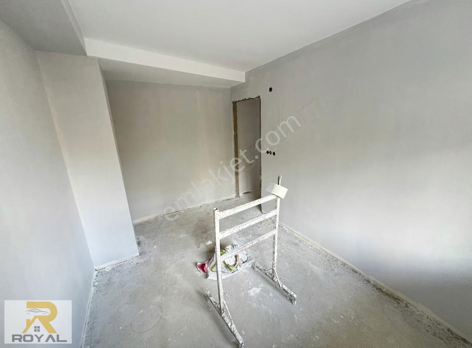 Kanarya 'da Giriş Kat 1+1 Kullanışlı Daire - Görsel 7