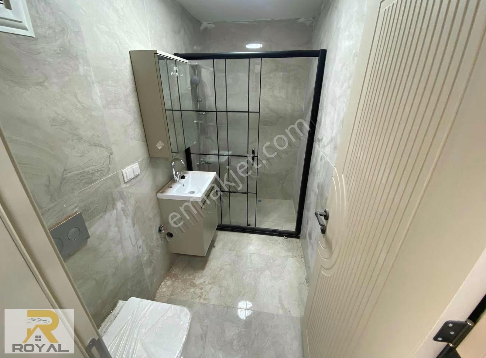 Halkalı Merkez Mah. 4+1 Lüks Otoparklı Asansörlü Dubleks Daire - Görsel 13