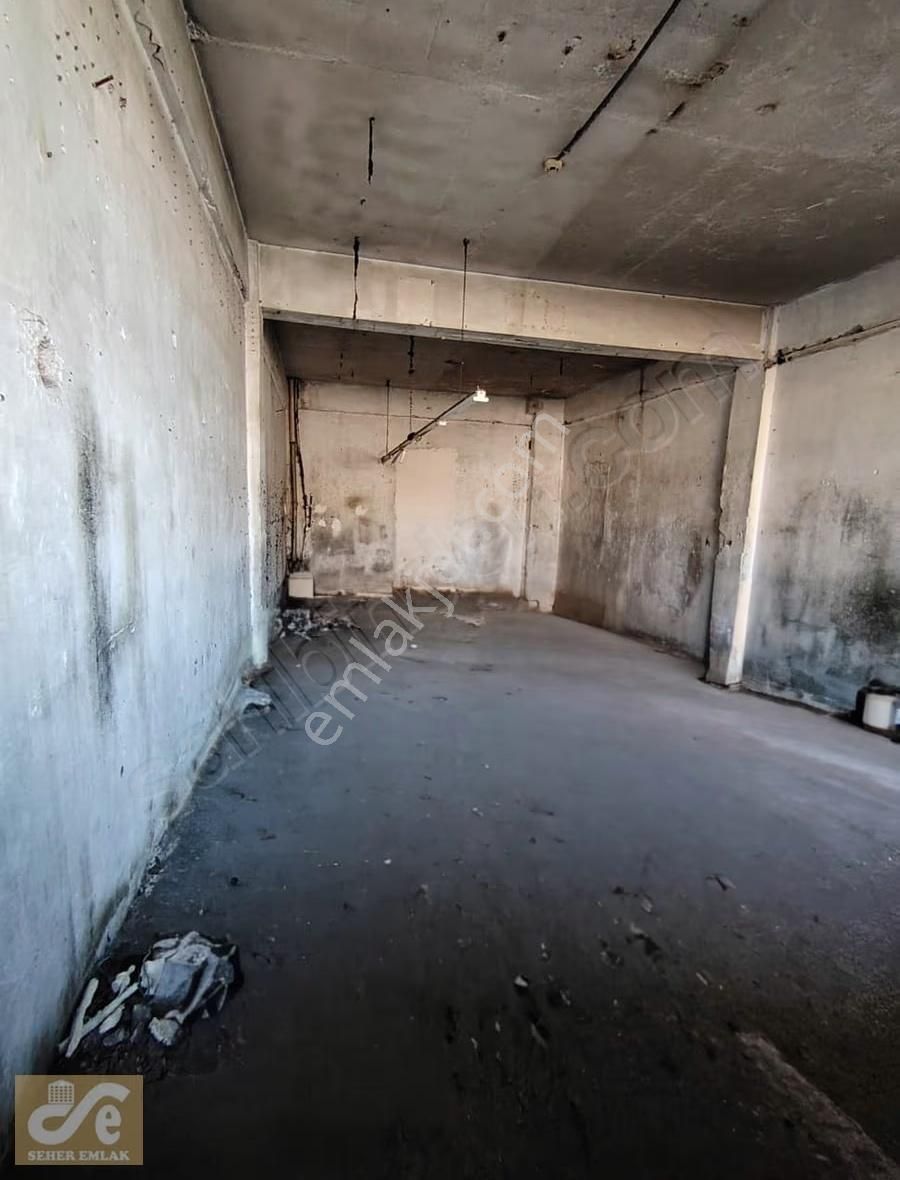 Maltepe Sanayi Çarşısında Satılık Dükkan - Görsel 5