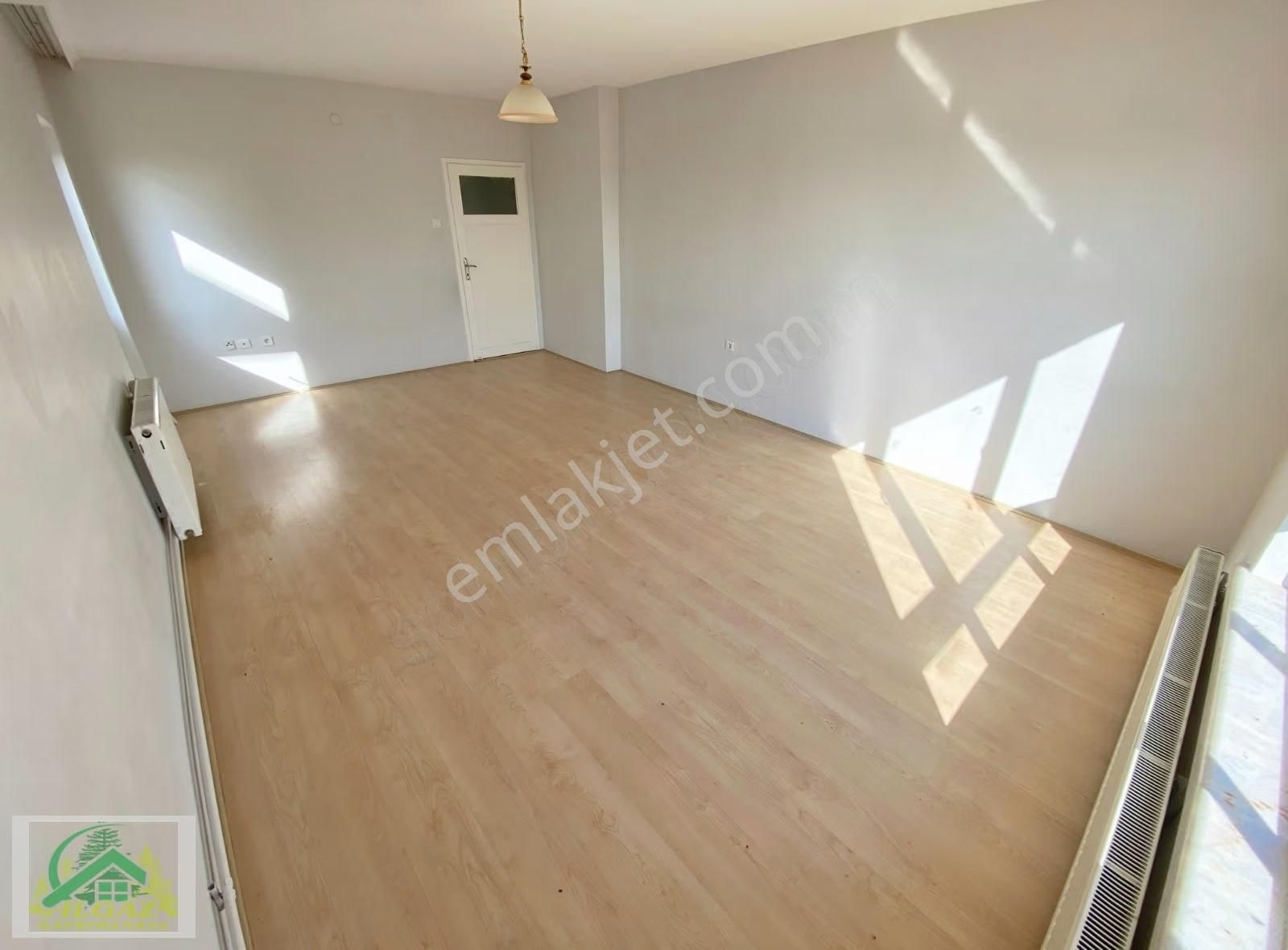 Etlik'te Manzaralı 3+1 Bağımsız Üst Kat Yılın Son Fırsat Dairesi - Görsel 6