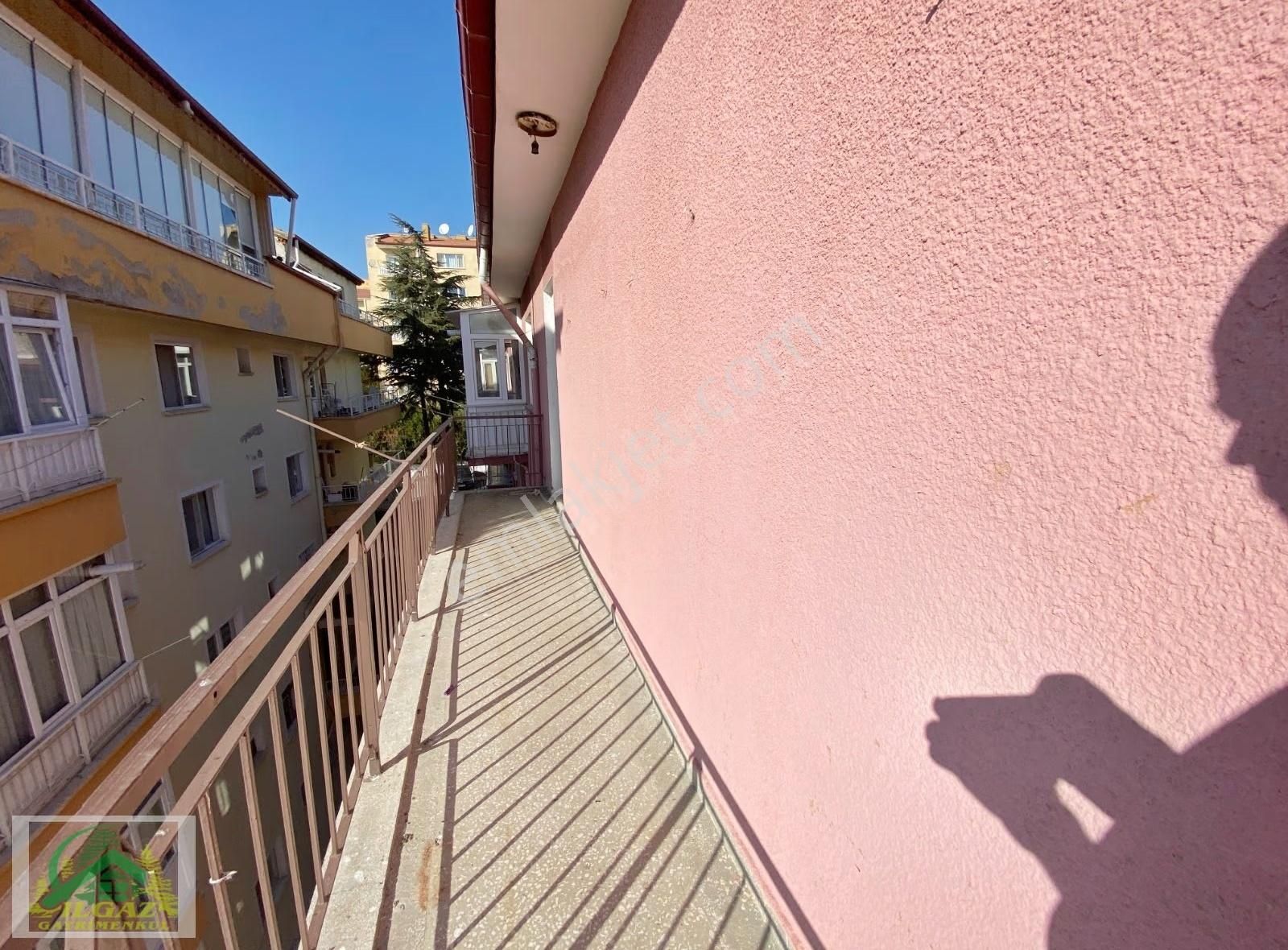 Etlik'te Manzaralı 3+1 Bağımsız Üst Kat Yılın Son Fırsat Dairesi - Görsel 14