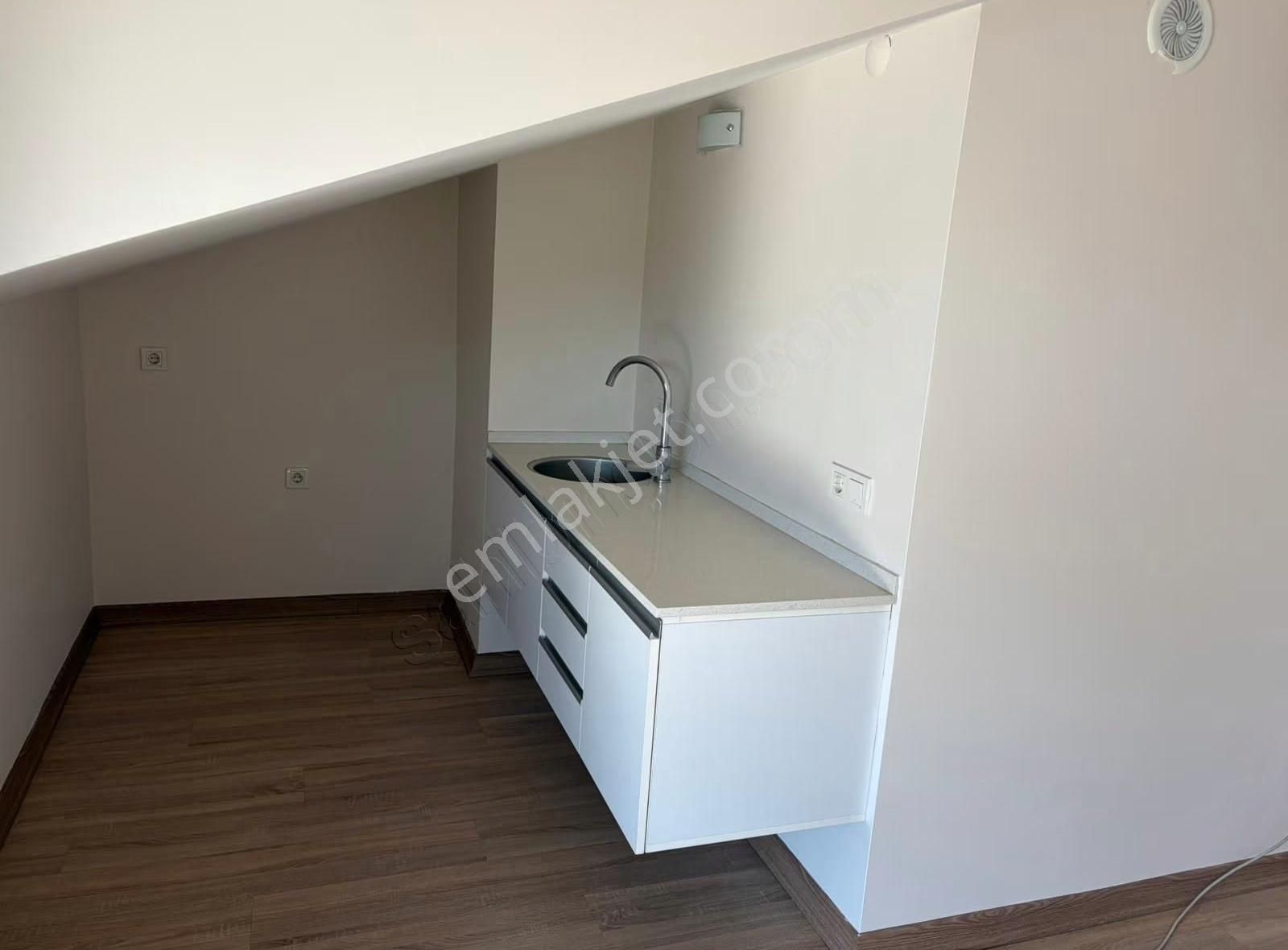 Sağlık Mahallesinde Lüks Dubleks Daire - Görsel 34