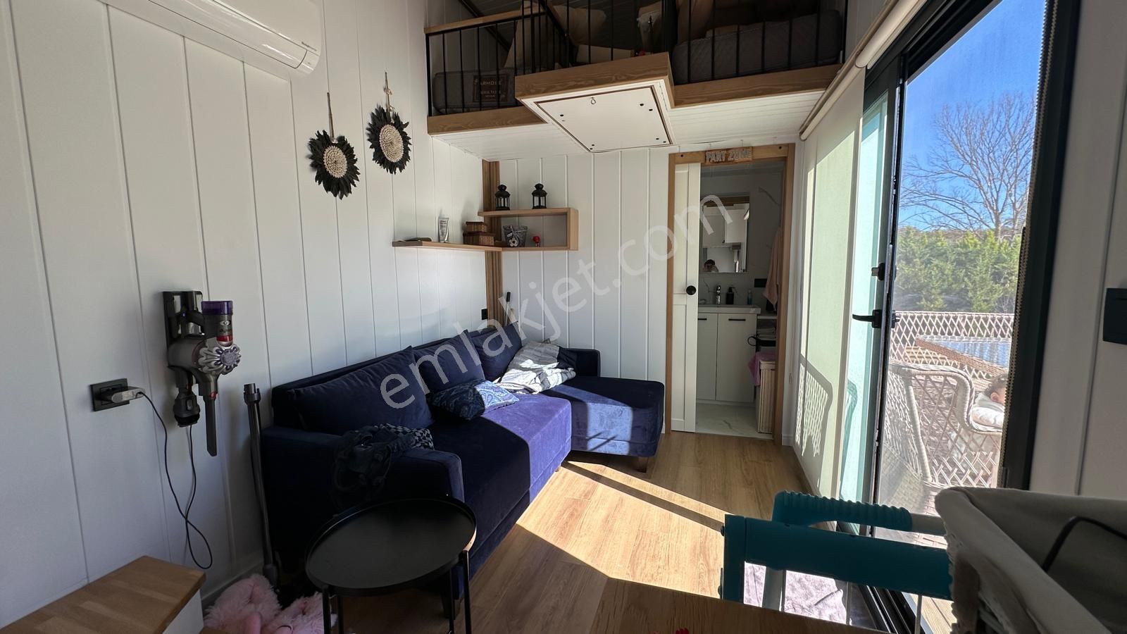 Çatalca Karamandere'de İki Parselde Harika Tiny House & Arazi - Görsel 16