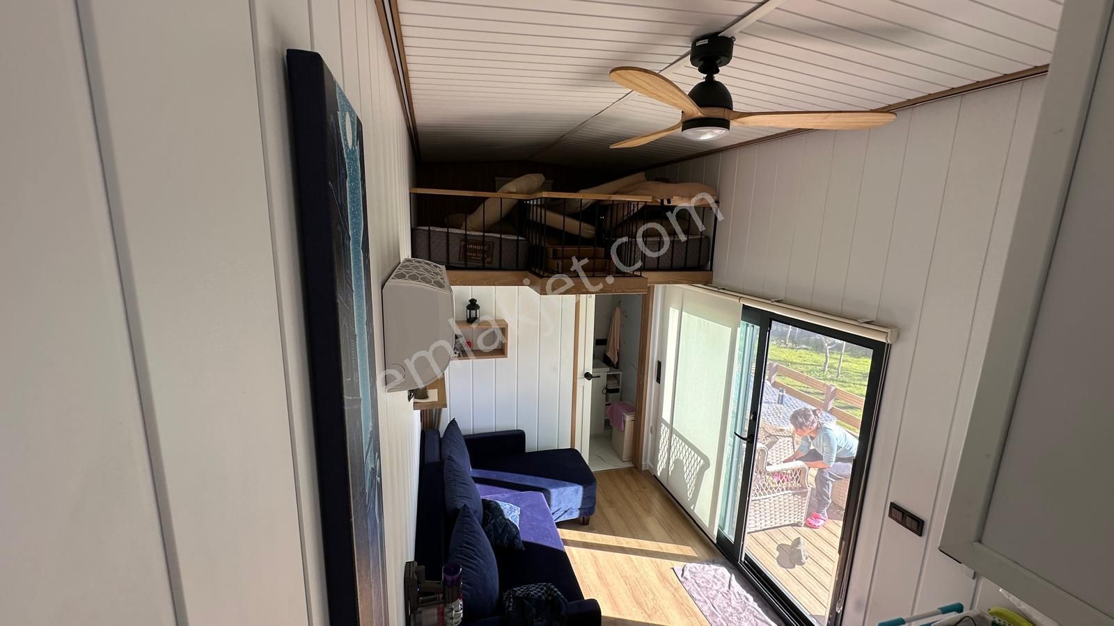 Çatalca Karamandere'de İki Parselde Harika Tiny House & Arazi - Görsel 18