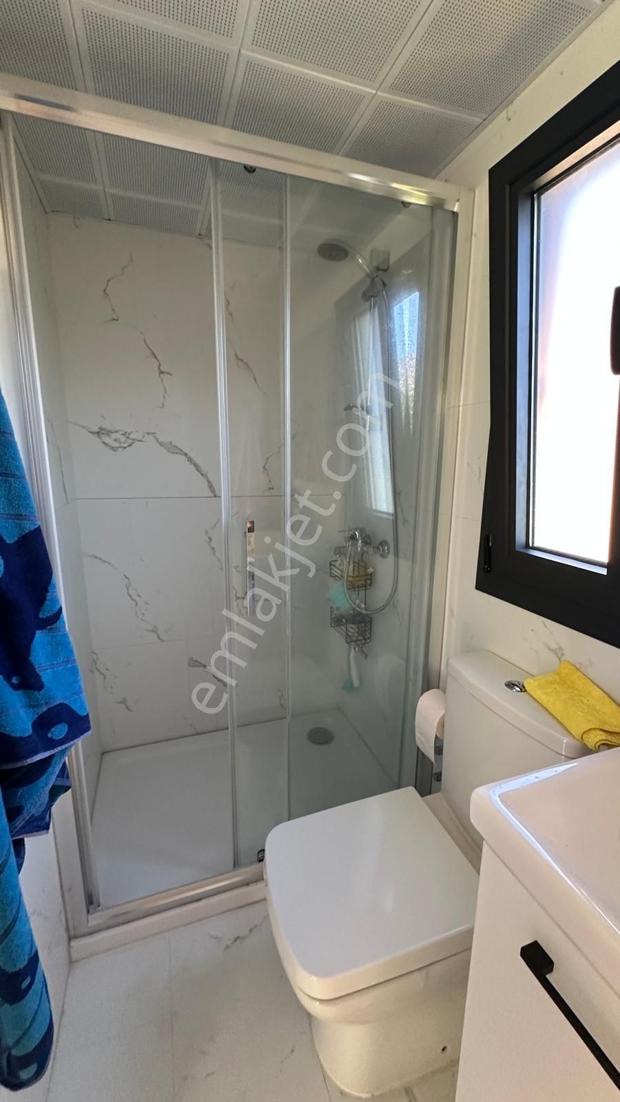 Çatalca Karamandere'de İki Parselde Harika Tiny House & Arazi - Görsel 32