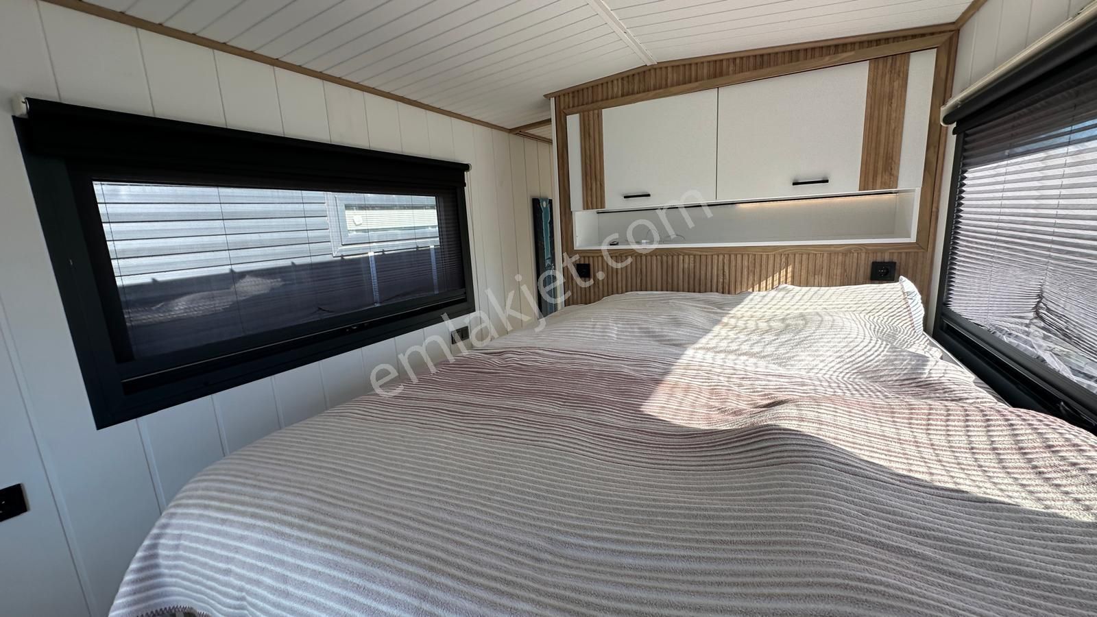 Çatalca Karamandere'de İki Parselde Harika Tiny House & Arazi - Görsel 31