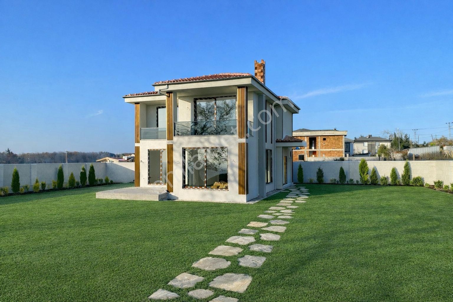 Mükemmel Konumda Müstakil Lüx Villa - Görsel 2