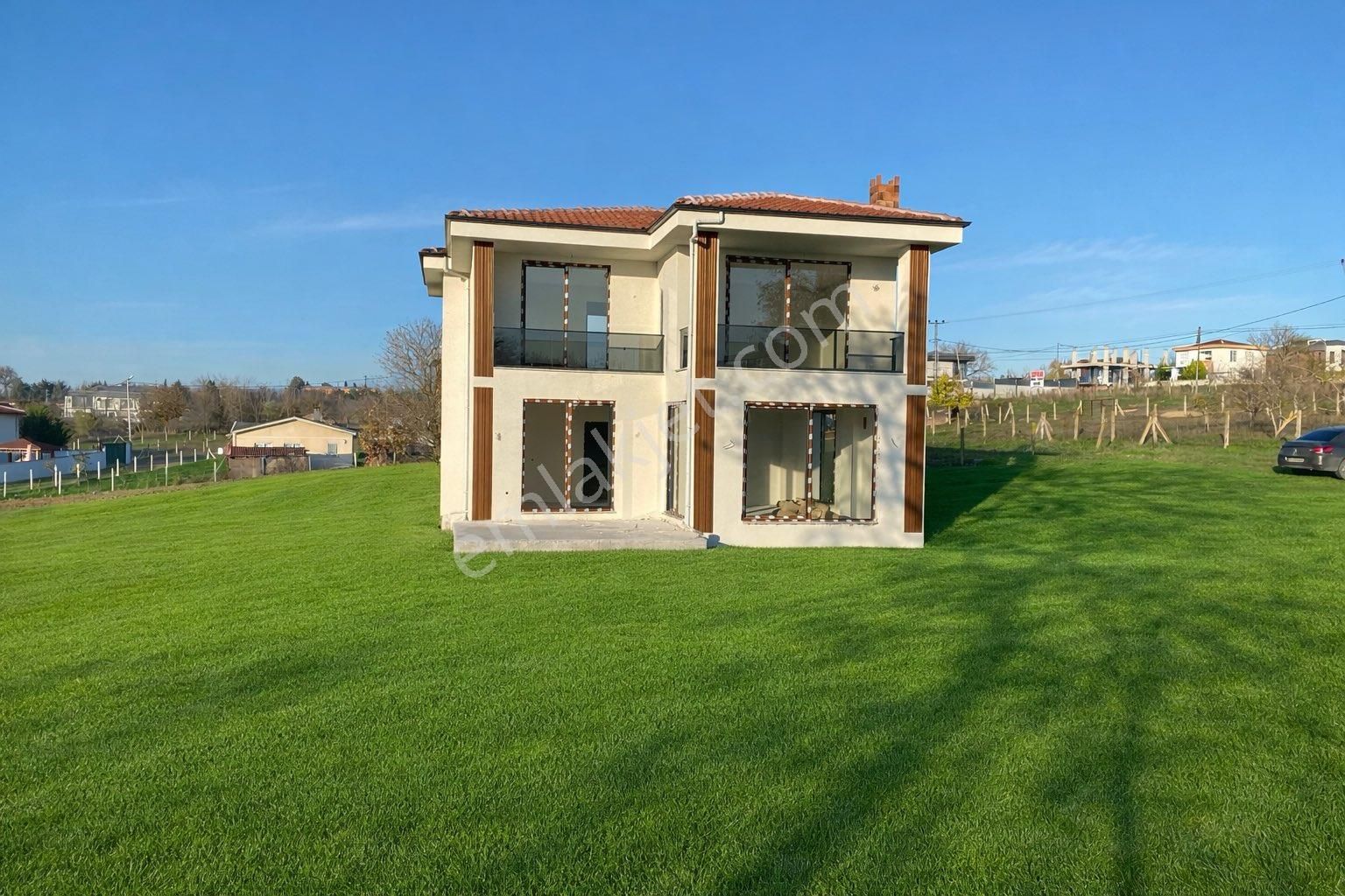 Mükemmel Konumda Müstakil Lüx Villa - Görsel 3