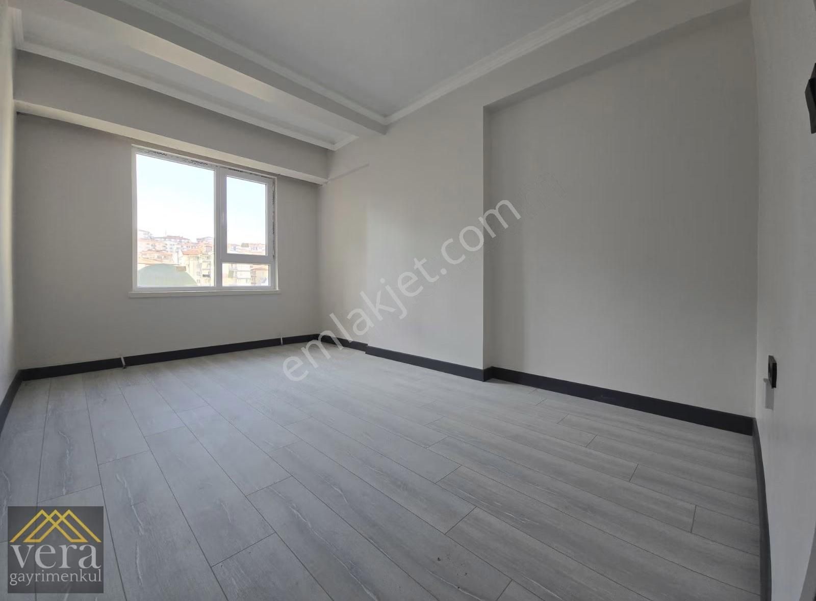 Cadde Üzeri Full Yapılı Sıfır 3+1 Oturuma Hazır Nata Vega Yakını - Görsel 12