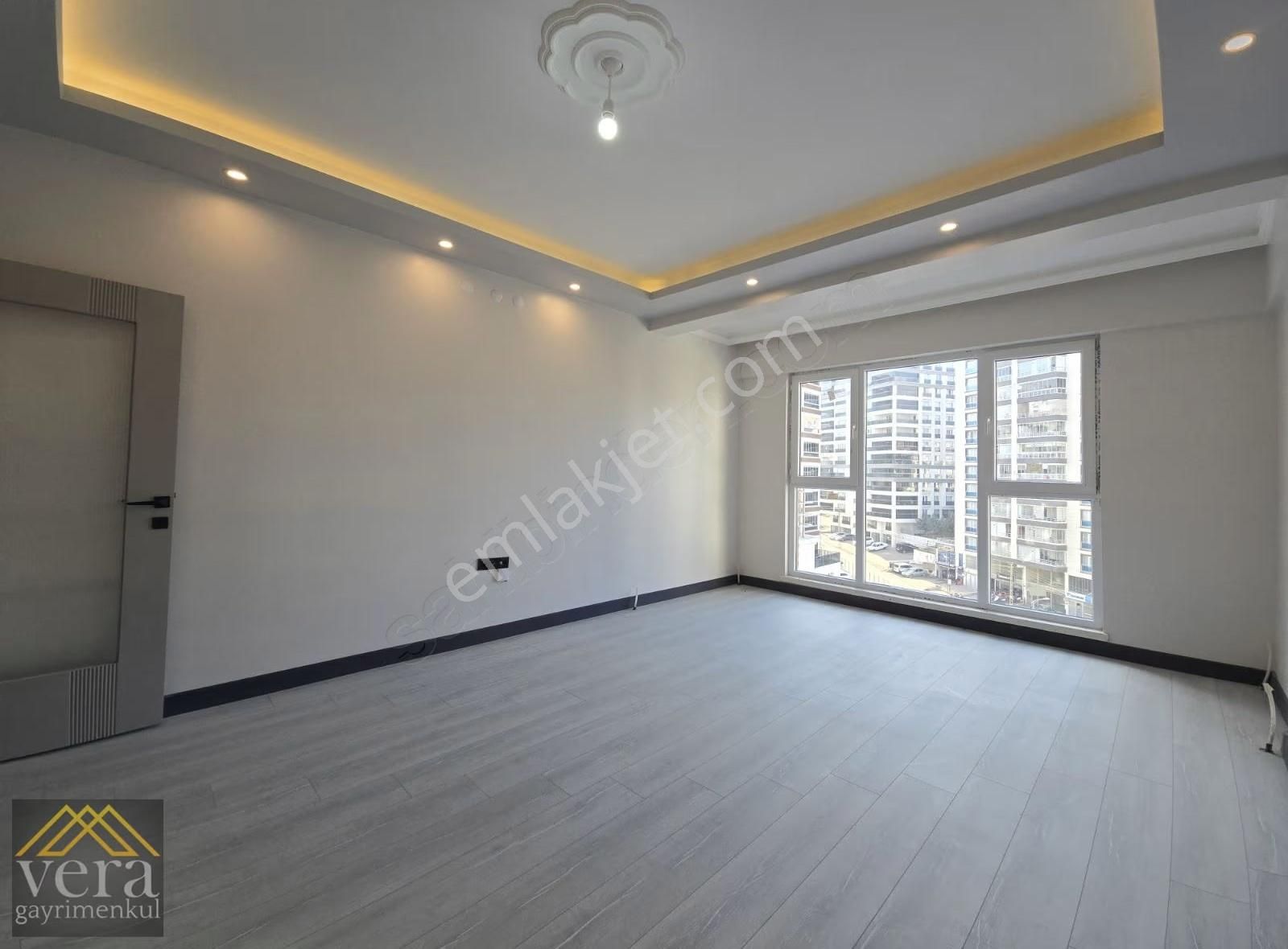 Cadde Üzeri Full Yapılı Sıfır 3+1 Oturuma Hazır Nata Vega Yakını - Görsel 32