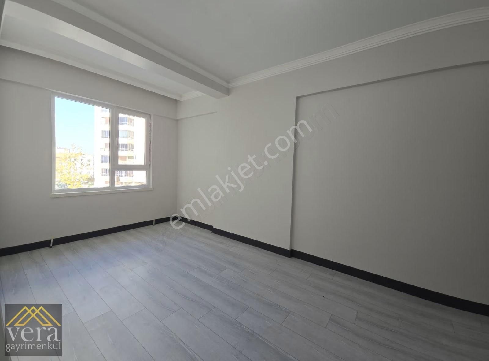 Cadde Üzeri Full Yapılı Sıfır 3+1 Oturuma Hazır Nata Vega Yakını - Görsel 5