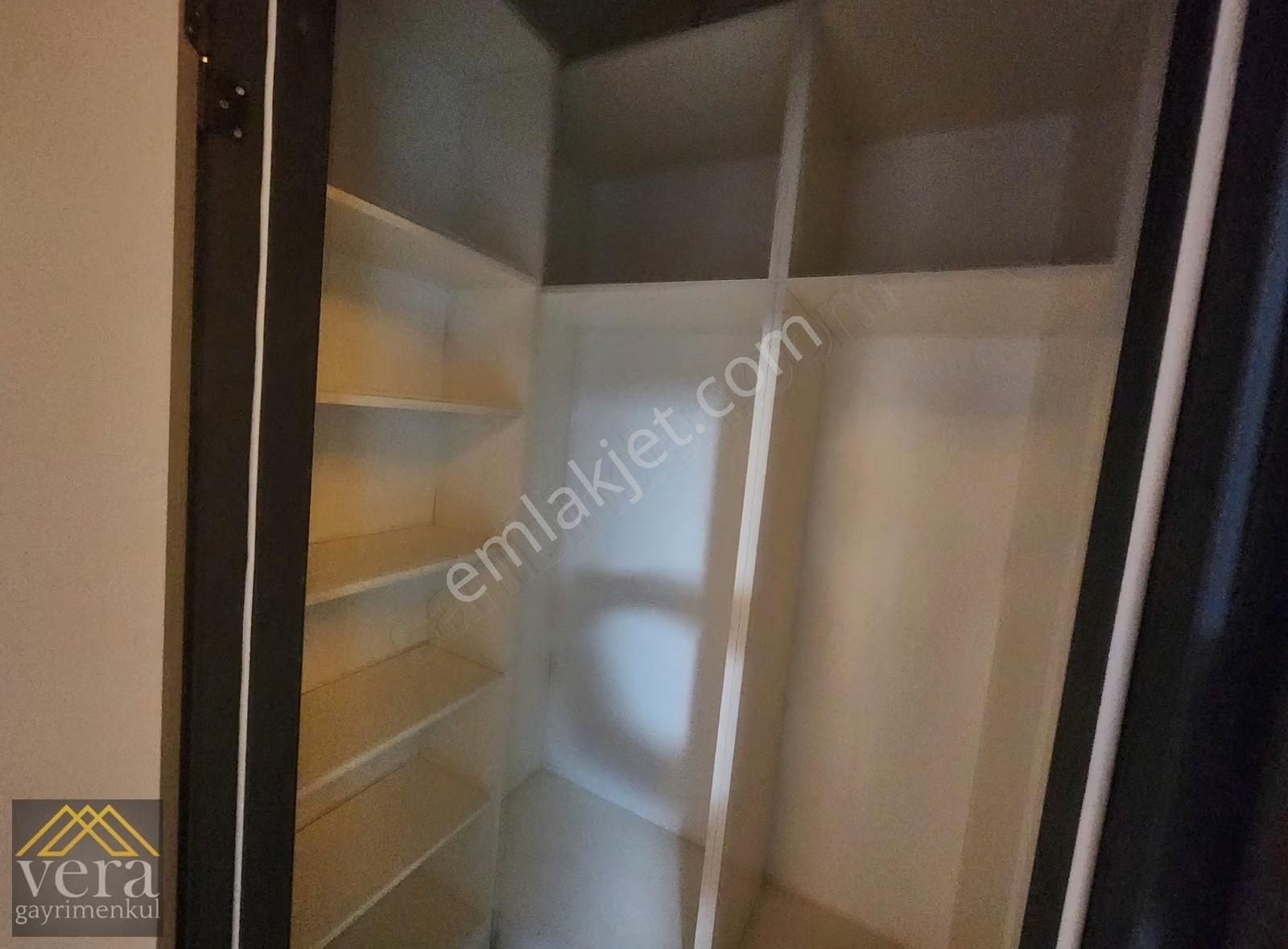 Ergenekon İlkokulu Yakını Full Yapılı 3. Kat Konumunda Sıfır 3+1 - Görsel 5