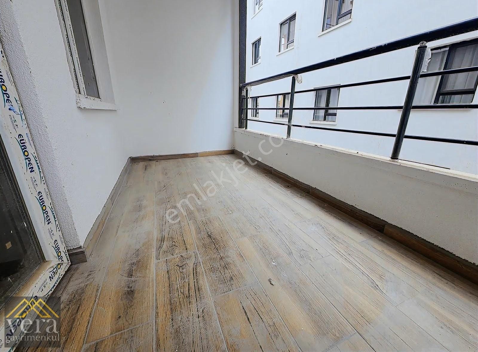 Ergenekon İlkokulu Yakını Full Yapılı 3. Kat Konumunda Sıfır 3+1 - Görsel 4