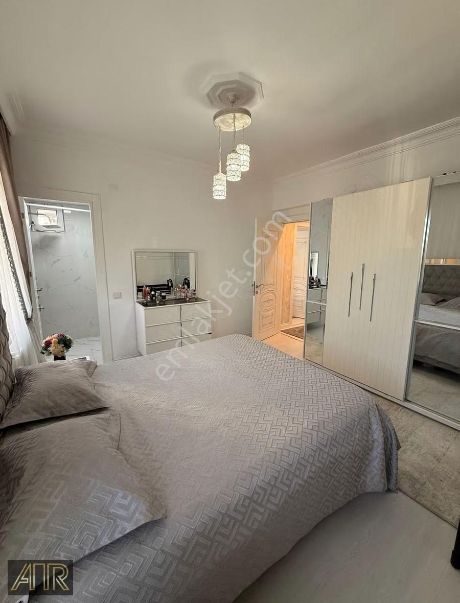 Fener Caddesınde Masrafsız 3+1 Lux Tadılatlı Satılık Daıre - Görsel 4