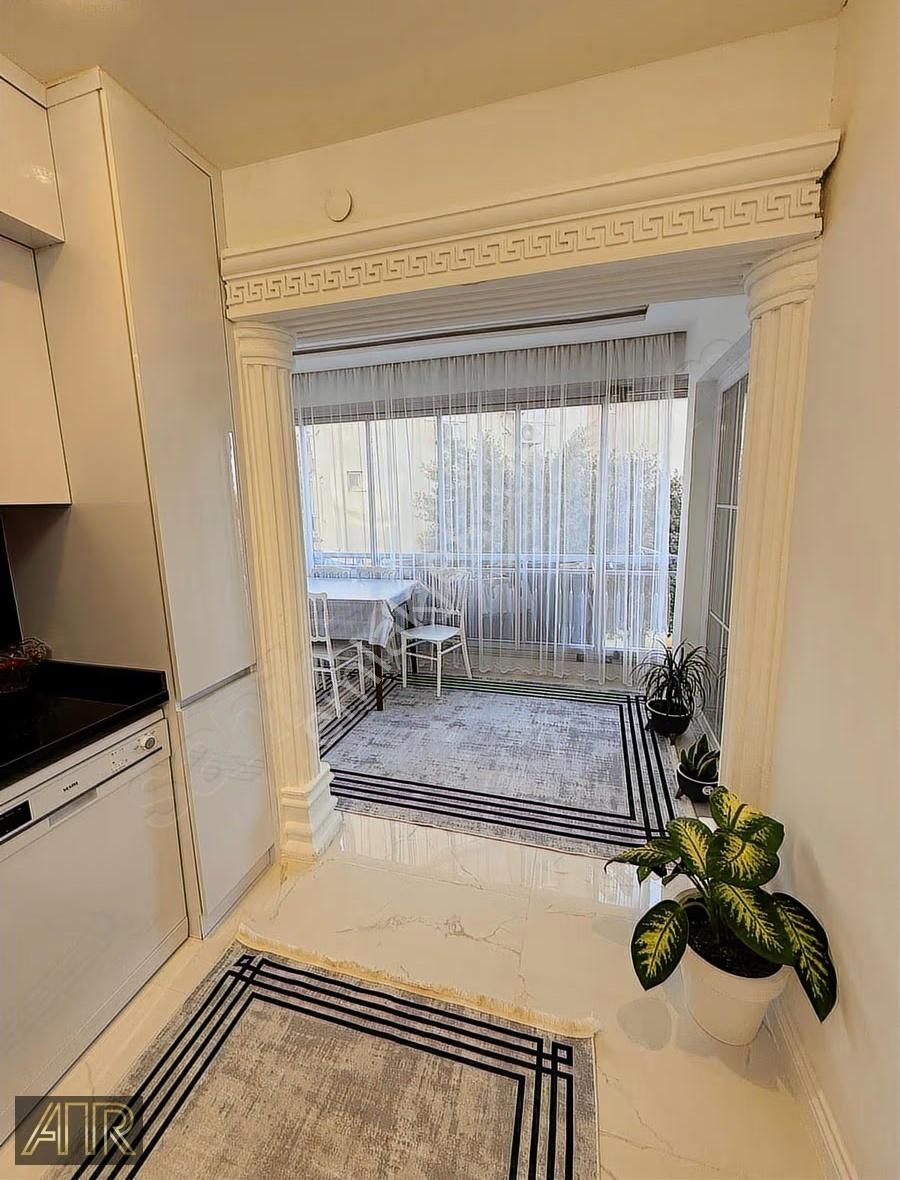 Fener Caddesınde Masrafsız 3+1 Lux Tadılatlı Satılık Daıre - Görsel 17