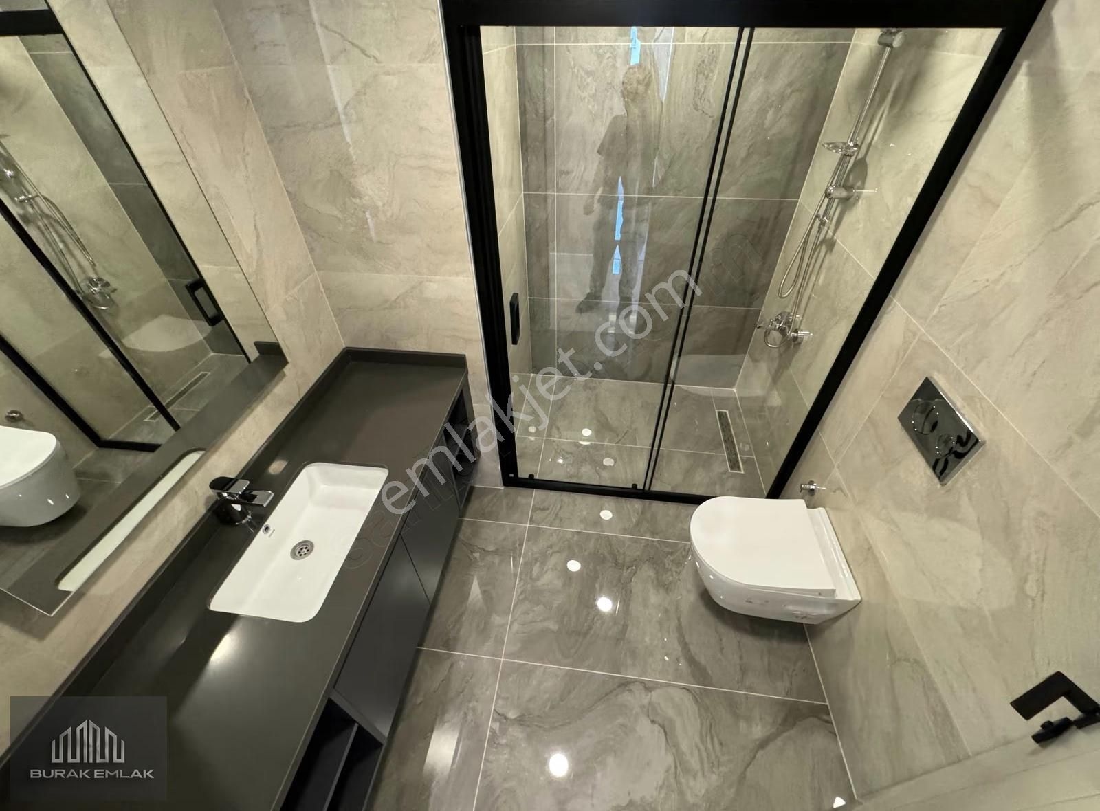 Buraktan Bölgenin En İyi Yapısı, 45m2 Ada Mutfaklı K.garajlı 4+1 - Görsel 22